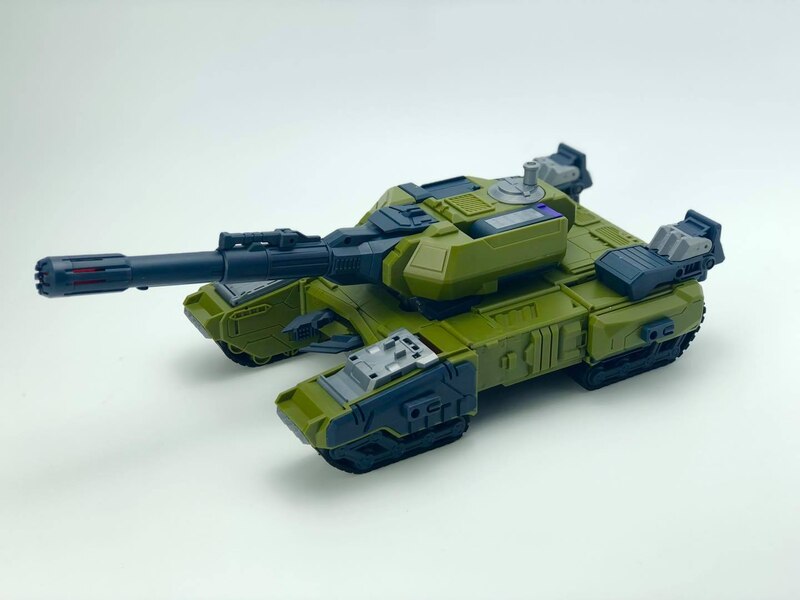 Fans Hobby MB 17 Meg Tyranno  Base Mode  (1 of 12)